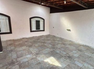 c2370386e3191f46d510b55badafcc8a0d60e235 · Casa com 3 dormitórios para alugar, 135 m² por R$ 2.400,00/mês - Centro - Porto Feliz/SP
