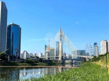 Área de Serviço · Terreno com 3 quartos à venda em Cidade monções - SP