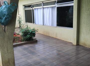 460113_iQ1mS55_460113663d08c5bc261.jpg · Casa à venda - no Vila Ester