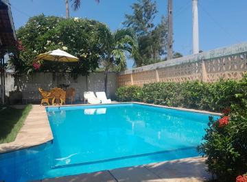 Casa de 6 quartos, Caucaia · Chalé alugar praia cubuco 