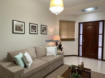 Foto 01 · Excelente localizacao, casa toda de laje, sala, copa, cozinha planejada, 3 dormitorios, 2 banheiro s