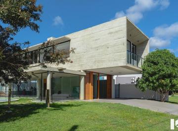 5div7073-1719505599941.jpg · Casa Alphaville Hacuhy - Residencial 01