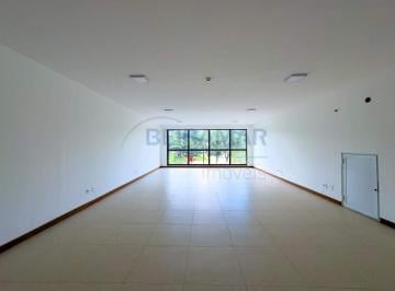 Comercial · 175m² · Conjunto de 3 Salas Divididas com Vista para a W3 Norte no Edifício Imperador