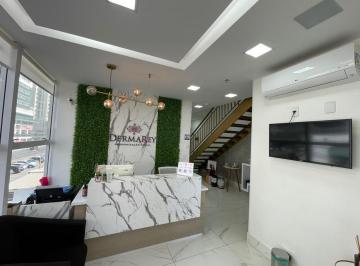 Comercial , Águas Claras · Clínica completa com ponto e loja