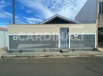 Casa · 95m² · 3 Quartos · Casa Frente em ótimo estado e bem aconchegante