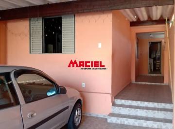 Casa · 110m² · 3 Quartos · 2 Vagas · Casa térrea com 3 dormitórios e excelente localização no Novo Horizonte