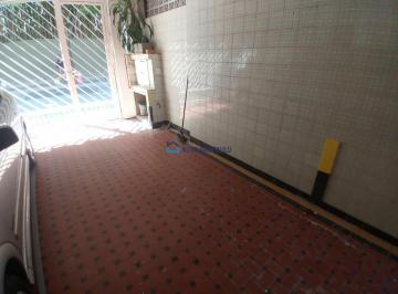 Casa · 170m² · 3 Quartos · 2 Vagas · Sobrado residencial com 03 dormitórios, sendo 01 suíte, 03 banheiros e vaga para 02 veículos.
