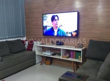 Casa · 70m² · 2 Quartos · 2 Vagas · Sobrado a venda com 70 m² ,02 suites na regiao do Campo Grande
