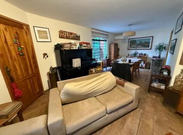 Casa · 140m² · 4 Quartos · 2 Vagas · Sobrado de Esquina no Jardim Bonfiglioli com 4 Quartos e 4 Banheiros - FL43