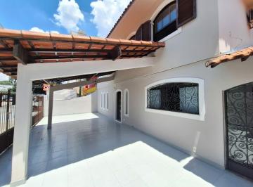 Casa · 250m² · 3 Quartos · 5 Vagas · SOBRADO COMERCIAL COM 250 M2 FL26