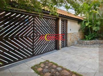 Casa · 300m² · 3 Quartos · 4 Vagas · Casa térrea mobiliada com 300 m2 na Vila Galvão