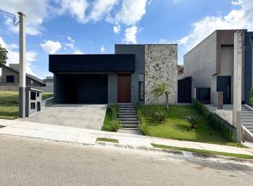 08b0eac47f112f1148215c41a17625f0e382116e · Casa 170m², 3 Suítes, Hidro