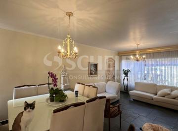 Casa · 200m² · 3 Quartos · 2 Vagas · Casa à venda com 3 Dormitórios sendo 1 Suíte com varanda, 2 vagas no Jardim Bélgica - Campo Grande.