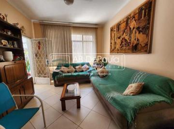 Casa · 56m² · 3 Quartos · 1 Vaga · VILA VALQUEIRE - Juntinho a Praça Saiqui. Ótima casa, com 03 Amplos Dormitórios,