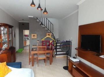 066db9c6a1952bbbd50e249da70de54b4e672e98 · Sobrado com 3 dormitórios à venda, 180 m² por R$ 500.000,00 - Vila Jaboticabeira - Taubaté/SP