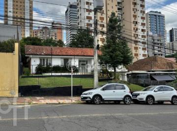 c7739673 · Casa, 4 dormitórios, 185 m², em Centro