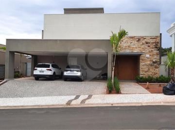 Área de Serviço · Condomínio com 4 quartos à venda em Chácaras são bento - SP