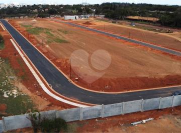 Área de Serviço · Terreno à venda em Chácara Alvorada - SP