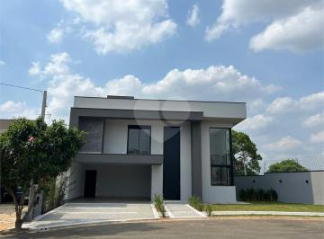 Área de Serviço · Condomínio com 3 quartos à venda em Santa cruz - SP