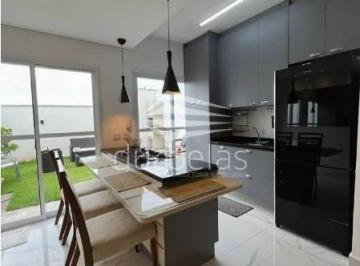 Casa · 112m² · 3 Quartos · 2 Vagas · OPORTUNIDADE EXCLUSIVA NO URBANOVA! Casa Impecável em Condomínio Fechado