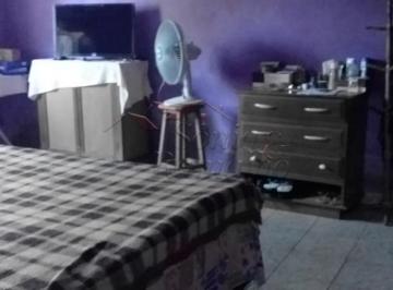 Casa · 1300m² · 3 Quartos · 4 Vagas · Ótima Chácara dentro da cidade!!!