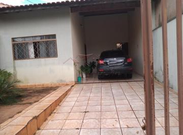 Casa · 168m² · 2 Quartos · 2 Vagas · Casa térrea no bairro Planalto Verde, próximo ao Clube Magic Gardens