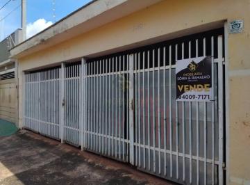 Casa · 136m² · 2 Quartos · 4 Vagas · Casa Vila Elisa ao lado da Saudade