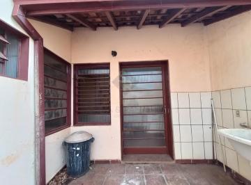 Casa · 346m² · 3 Quartos · Casa residencial para locação no bairro Jardim Irajá, em Ribeirão Preto/SP.