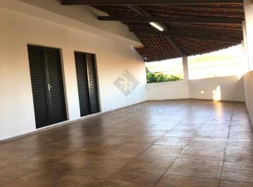 Casa · 110m² · 3 Quartos · 4 Vagas · Sobrado para Locação no Bairro Jardim Antártica em Ribeirão Preto/SP.