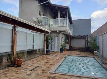 Casa · 160m² · 2 Quartos · 3 Vagas · Casas Residenciais Padrão em Serrana