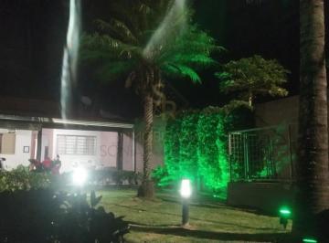 Casa · 250m² · 2 Quartos · 5 Vagas · Casas Residenciais Padrão em Araraquara