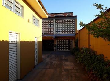 Casa · 220m² · 3 Quartos · 6 Vagas · Casas Residenciais Padrão em Ribeirão Preto