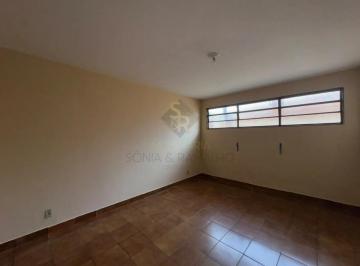 Casa · 200m² · 4 Quartos · 1 Vaga · Casa à venda com salas de Tv e jantar, 02 quartos e edícula no bairro Quintino Facci II, em Ribeirão