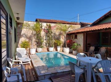 Casa · 228m² · 3 Quartos · 2 Vagas · Casas Residenciais Padrão em Ribeirão Preto