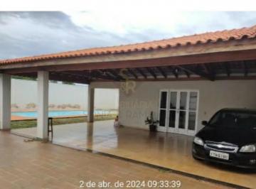 Casa · 1152m² · 4 Quartos · 5 Vagas · Vendo Casa  em condominio em Jardinopolis