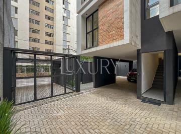 1 · Casa de condomínio á venda com 185m² 2 quartos sendo 2 suítes à no Bairro Higienópolis.