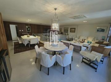 Apartamento · 241m² · 3 Quartos · 4 Vagas · Apartamento na Graça