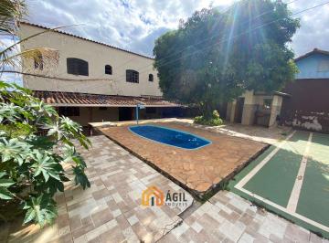 aaadfc7736013910436bbf138cb95b8fdf767358 · Casa com 4 dormitórios à venda, 200 m² por R$ 449.000 - Resplendor - Igarapé/MG