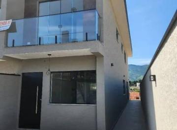 Casa · 150m² · 3 Quartos · 2 Vagas · Casa á venda  no Jd. Guarujá Próximo á Av. Lucas Garcês- Atibaia.