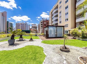 Apartamento · 390m² · 3 Quartos · Apartamento à venda - em Bigorrilho