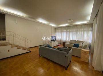 671569_i7pK49Z4U8T6m3q_671569678aeb5eb34d0.jpg · Casa espaçosa na Trindade