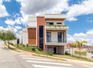fkb0fm2odqwyznkzdi1zwu1_md · Casa de Alto Padrão com 4 Quartos e Infraestrutura Completa no Cyrela