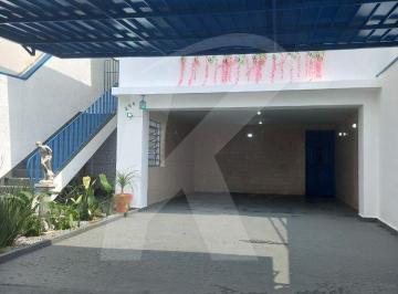 Casa · 240m² · 3 Quartos · 6 Vagas · Casa com 04 dormitórios - Casa Verde.