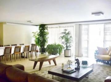 Casa · 682m² · 3 Quartos · 10 Vagas · Sobrado de 682,00m² útil de alto padrão com 3 quartos, no Campo Belo.