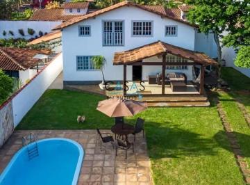 Casa · 200m² · 5 Quartos · 3 Vagas · Ótima casa 5 quartos em Maguinhos Armação dos Búzios