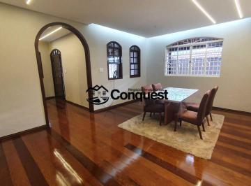 Casa · 280m² · 3 Quartos · 5 Vagas · Linda Casa 03 Quartos com suíte, 05 vagas de garagem Bairro Industrial Contagem