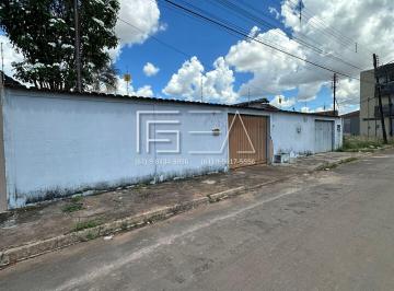 Terreno · 767m² · Oportunidade Única: Dois Terrenos com Duas Casas à Venda!