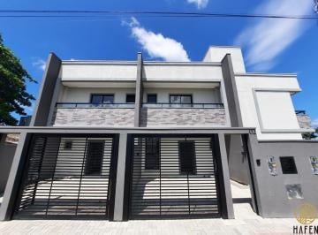 Casa · 104m² · 3 Quartos · 1 Vaga · Sobrados com 3 dormitórios, com 104mt², no Gravatá em Navegantes/SC