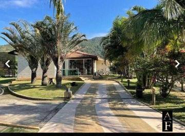 Casa · 120m² · 4 Quartos · Casa Alvenaria em Garopaba/SC