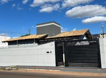 Casa · 72m² · 2 Quartos · Casa Aconchegante com 72m², 3 Quartos (1 Suíte) e Móveis Planejados